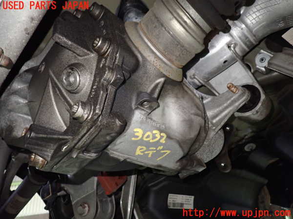 1UPJ-9230324355]BMW 528i(FR30 F10)リアデフ 中古_2