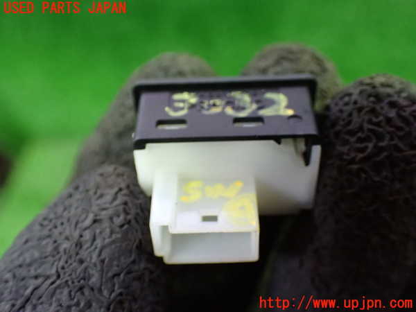 1UPJ-9230326309]BMW 528i(FR30 F10)スイッチ4 (トランク) 中古_2