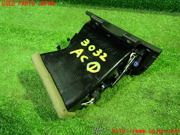 1UPJ-9230327526]BMW 528i(FR30 F10)エアコン吹き出し口1 (右) 中古_2