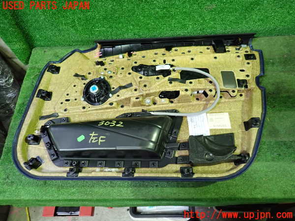 1UPJ-9230321264]BMW 528i(FR30 F10)左前ドア内張り 中古_3