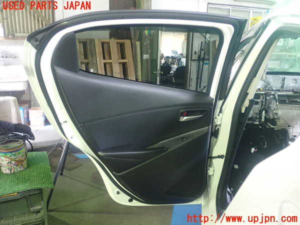1UPJ-9230331320]MAZDA2(デミオ)(DJLFS)左後ドア M3Q8 中古_5