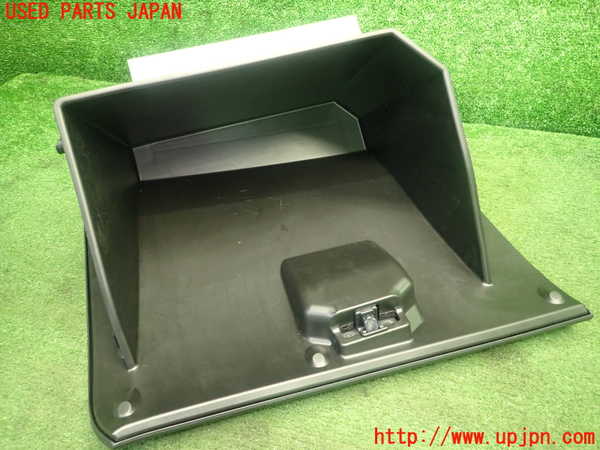 1UPJ-9230337516]MAZDA2(デミオ)(DJLFS)グローブボックス1 中古_5