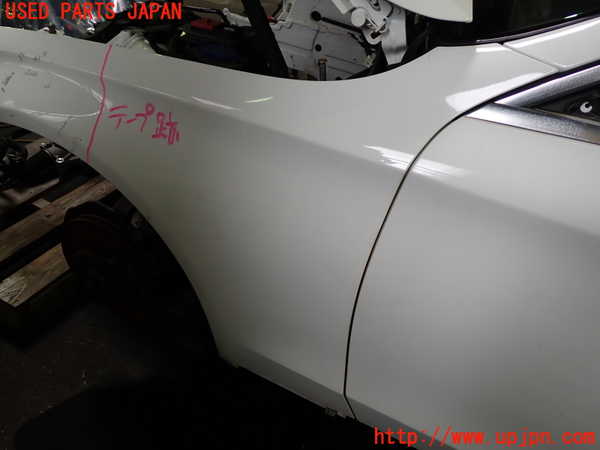 1UPJ-9230341082]ベンツ C200 W205(205042C)左前フェンダー 中古_3