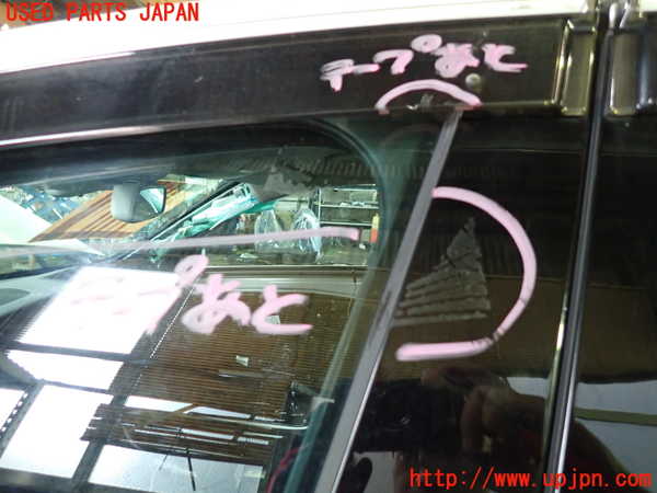 1UPJ-9230341260]ベンツ C200 W205(205042C)左前ドア AGC M25 中古_2