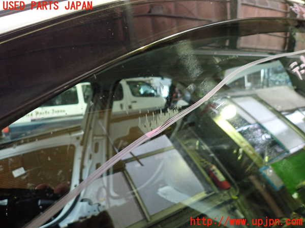 1UPJ-9230341260]ベンツ C200 W205(205042C)左前ドア AGC M25 中古_3