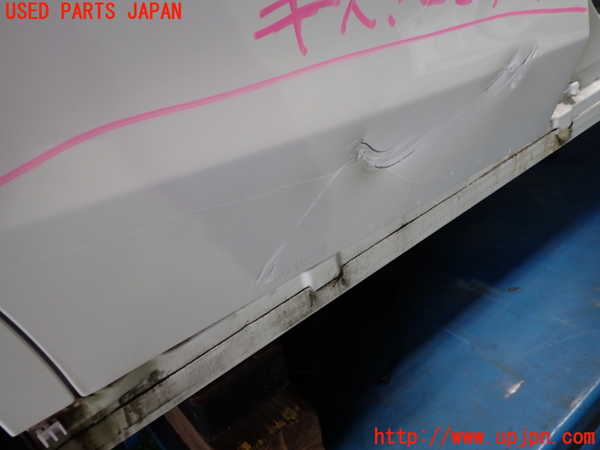 1UPJ-9230341290]ベンツ C200 W205(205042C)右後ドア 中古_2