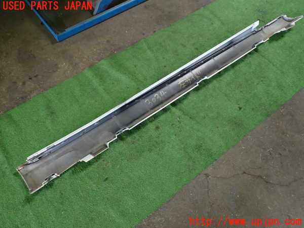 1UPJ-9230341392]ベンツ C200 W205(205042C)左サイドステップ 中古_4