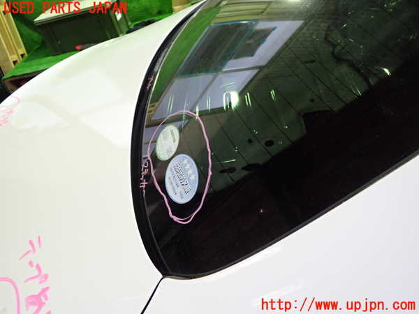 1UPJ-9230341560]ベンツ C200 W205(205042C)リアガラス AGC 14 中古_4