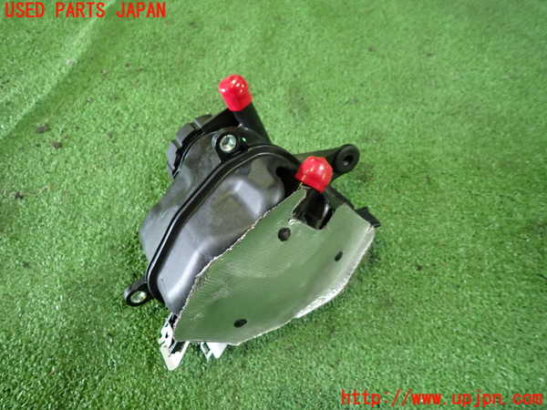 1UPJ-9230342410]ベンツ C200 W205(205042C)ラジエータータンク 中古_3