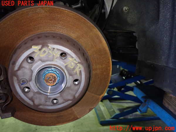 1UPJ-9230344300]ベンツ C200 W205(205042C)右リアナックルハブ 中古_2