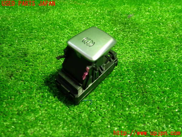 1UPJ-9230346311]ベンツ C200 W205(205042C)スイッチ6 (電動パーキング) 中古_2