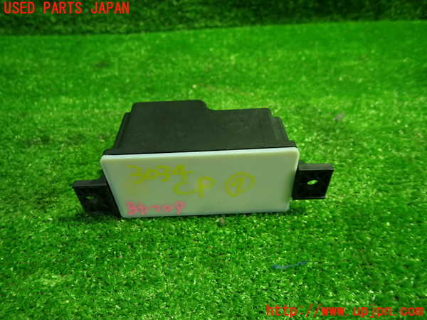 1UPJ-9230346152]ベンツ C200 W205(205042C)コンピューター7 (A205 905 34 14) 中古_3