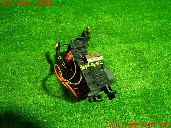 1UPJ-9230346742]ベンツ C200 W205(205042C)ヒューズボックス2 中古_3