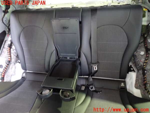 1UPJ-9230347385]ベンツ C200 W205(205042C)リアシート 中古_2