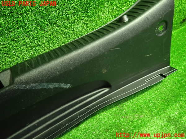 1UPJ-9230347772]ベンツ C200 W205(205042C)ラゲッジトレイ2 中古_2