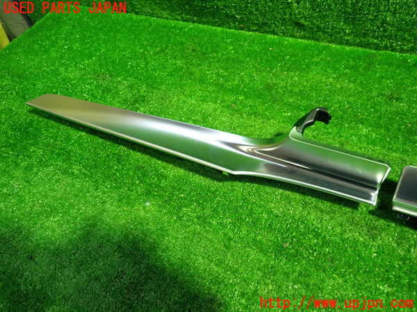1UPJ-9230347693]ベンツ C200 W205(205042C)内装トリム類3 中古_3