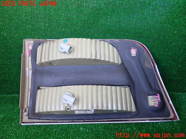 1UPJ-9230351550]リンカーン・ナビゲーター(不明)右リアフィニッシャー 中古_2