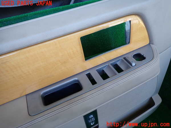 1UPJ-9230351264]リンカーン・ナビゲーター(不明)左前ドア内張り 中古_2