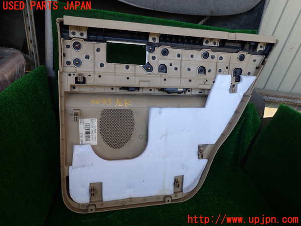 1UPJ-9230351324]リンカーン・ナビゲーター(不明)左後ドア内張り 中古_4
