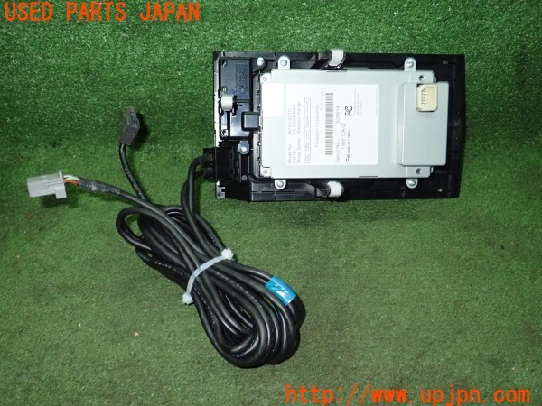 3UPJ=9230360580]MIRAI(ミライ)(JPD10)純正 861C0-62010 ワイヤレスチャージャー ワイヤレス充電器 中古_2