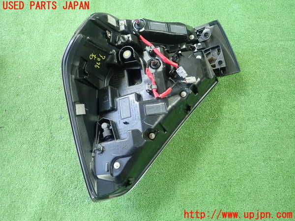 1UPJ-9230361530]MIRAI(ミライ)(JPD10)右テールランプ 中古_3
