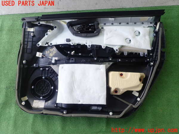 1UPJ-9230361264]MIRAI(ミライ)(JPD10)左前ドア内張り 中古_3