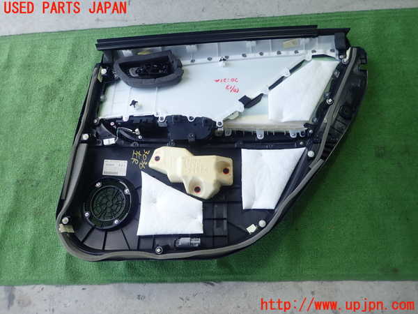 1UPJ-9230361324]MIRAI(ミライ)(JPD10)左後ドア内張り 中古_3