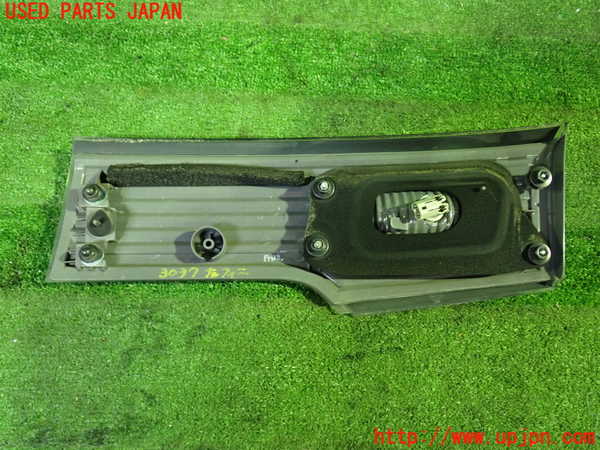 1UPJ-9230371552]エルグランド(TE52)左リアフィニッシャー 中古_2