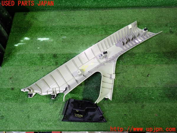 1UPJ-9230377660]エルグランド(TE52)左フロントピラートリム 中古_2