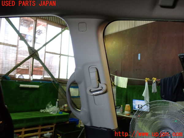 1UPJ-9230377670]エルグランド(TE52)左センターピラートリム 中古_2