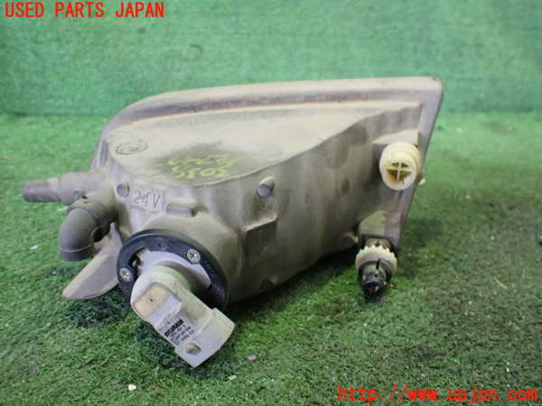 2UPJ-9230381182]クラウン エステート(JZS171W)左フォグ 中古_3