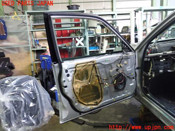 2UPJ-9230381260]クラウン エステート(JZS171W)左前ドア (M505) 中古_4