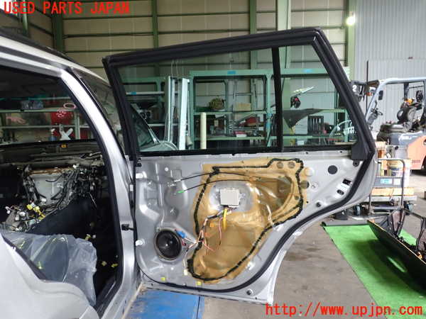 2UPJ-9230381290]クラウン エステート(JZS171W)右後ドア (M2F4) 中古_4