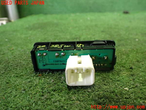 2UPJ-9230386306]クラウン エステート(JZS171W)スイッチ1 (ODO/TRIP RESET) 中古_2