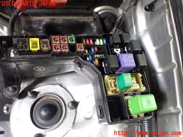 2UPJ-9230386742]クラウン エステート(JZS171W)ヒューズボックス2 中古_3