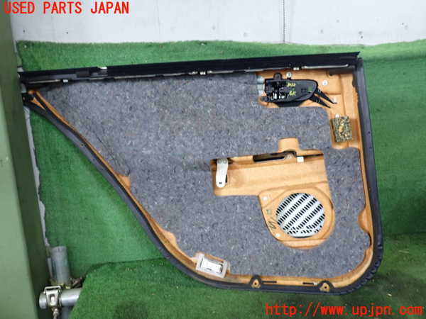 2UPJ-9230381294]クラウン エステート(JZS171W)右後ドア内張り 中古_3