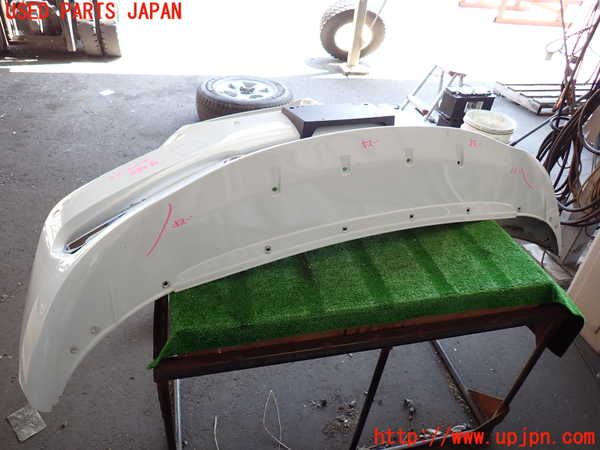 2UPJ-9230391010]BMW 640i グランクーペ(6A30)フロントバンパー 中古 (F06)_4
