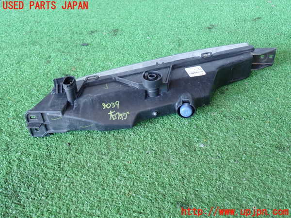 2UPJ-9230391180]BMW 640i グランクーペ(6A30)右フォグ 中古 (F06)_3