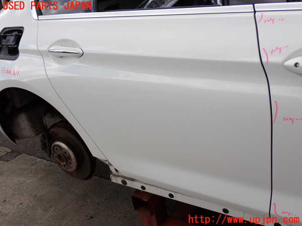 2UPJ-9230391290]BMW 640i グランクーペ(6A30)右後ドア 中古 (43R-001026) (F06)_2