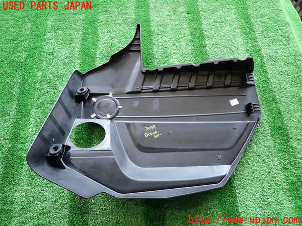 2UPJ-9230392160]BMW 640i グランクーペ(6A30)エンジンアッパーカバー 中古 (F06)_3