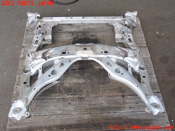 2UPJ-9230395285]BMW 640i グランクーペ(6A30)フロントメンバー 中古 (F06)_2