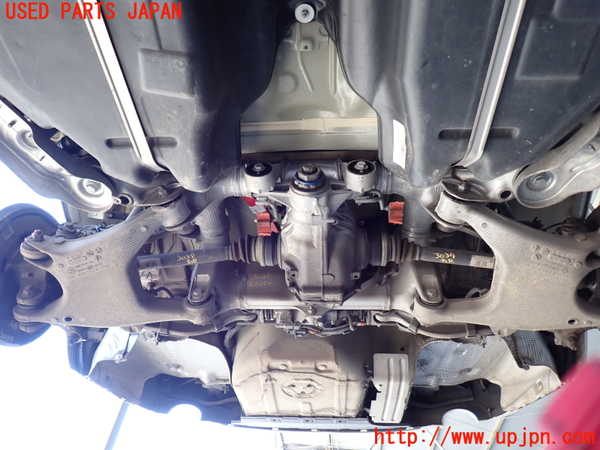 2UPJ-9230395295]BMW 640i グランクーペ(6A30)リアメンバー 中古 (F06)_2