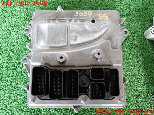 2UPJ-9230396110]BMW 640i グランクーペ(6A30)エンジンコンピューター 中古 (ECU) (F06)_3