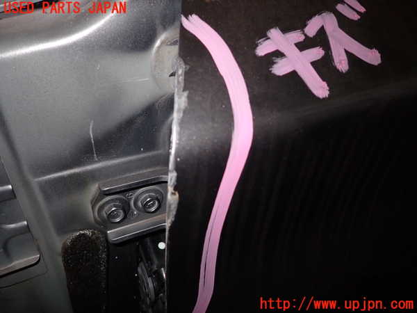 1UPJ-9230401260]スカイライン(YV37)左前ドア 中古 NSG M5O8 43R-00012_2