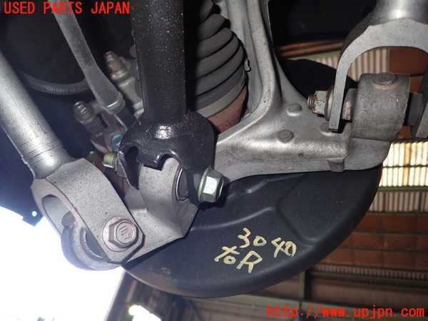 1UPJ-9230404300]スカイライン(YV37)右リアナックルハブ 中古_2