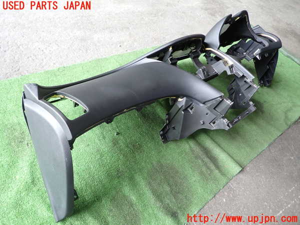 1UPJ-9230407505]スカイライン(YV37)ダッシュボード 中古_2