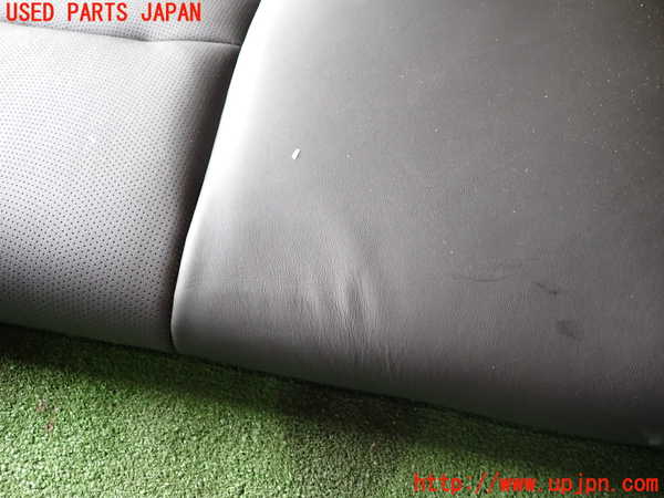 1UPJ-9230407385]スカイライン(YV37)リアシート 中古_4