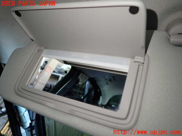 1UPJ-9230407630]スカイライン(YV37)室内サンバイザー左側 中古_3