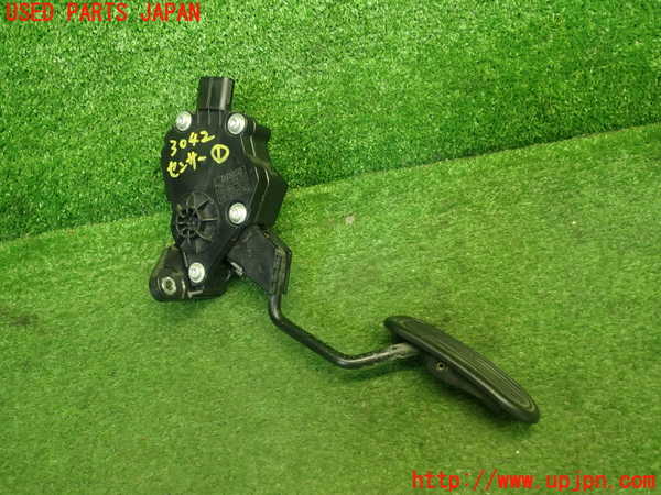 1UPJ-9230426381]ヴェルファイア(ANH20W)センサー1 (アクセルペダル) 中古_2