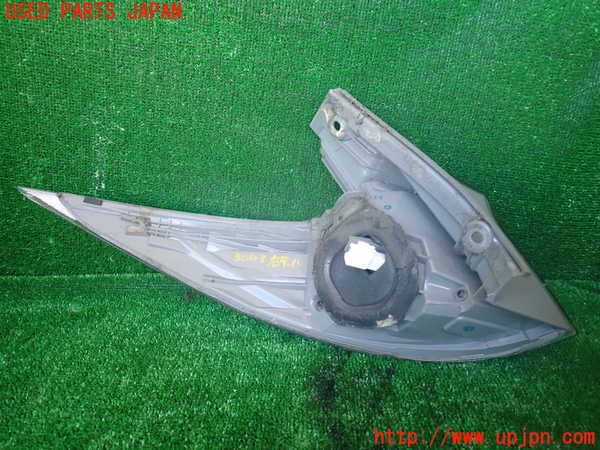 1UPJ-9230431530]エスティマハイブリッド(AHR20W)右テールランプ 中古_3